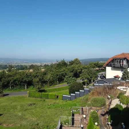 Schoene Aussicht דירה Kirchhain