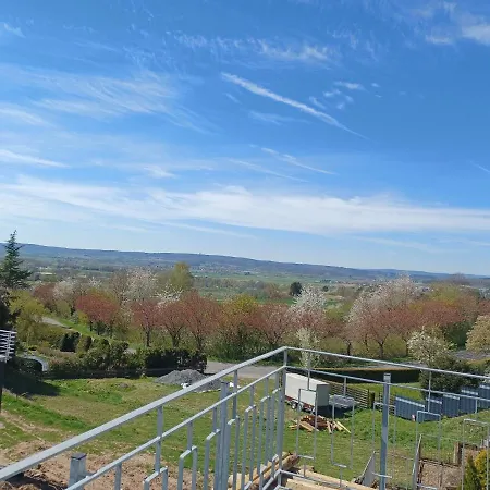 Schoene Aussicht דירה Kirchhain