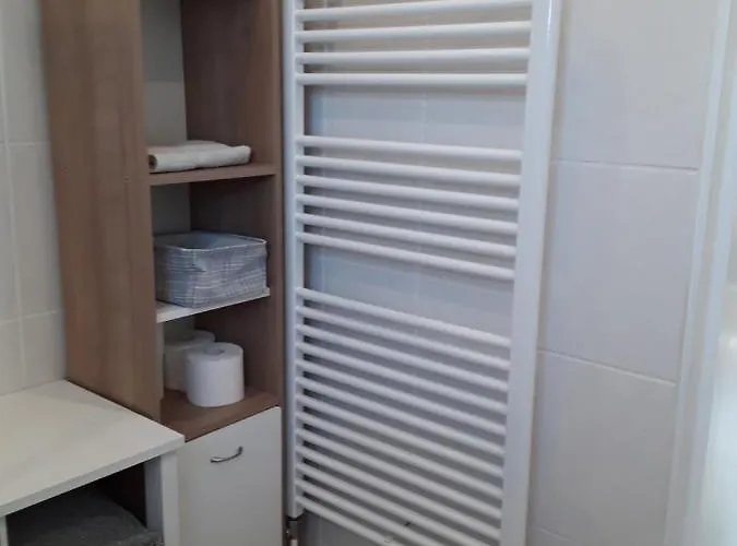 アパート Schoene Aussicht キツヒハイン